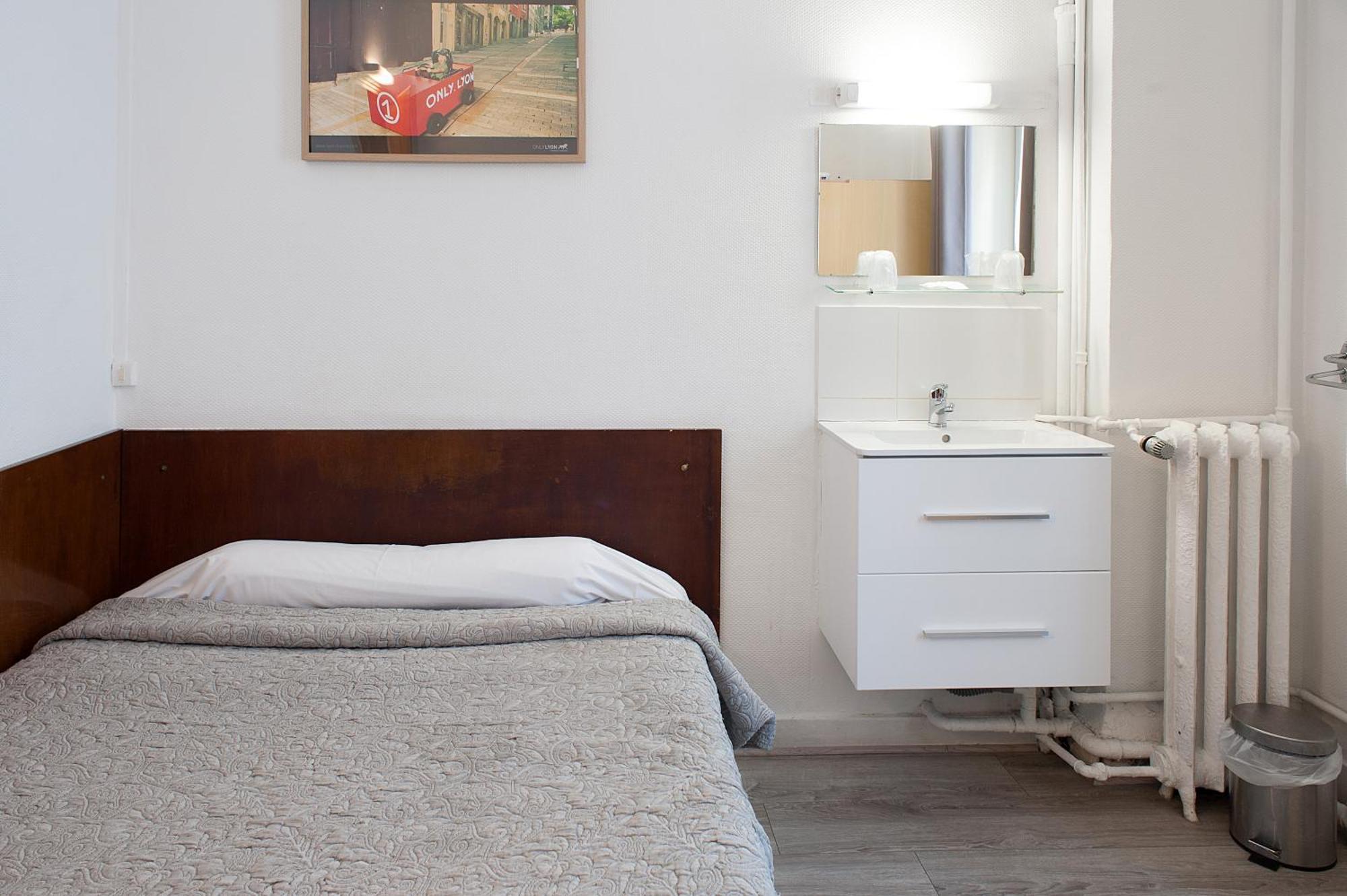 Hotel Des Facultes Lyon Zimmer foto